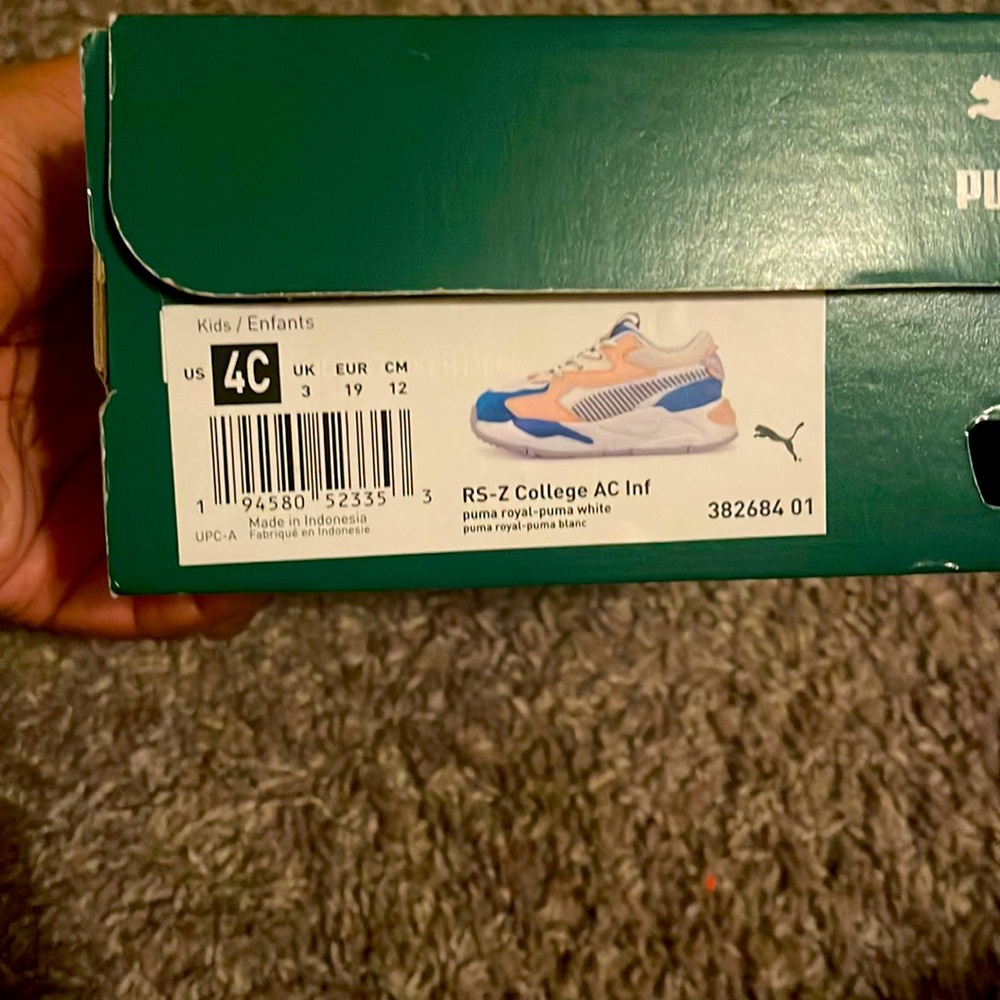 Baby shoes